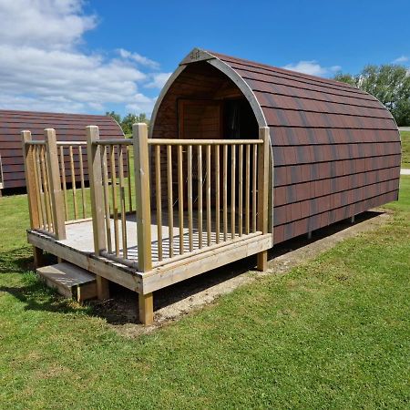 לינקולן Rustic Pods Riverview Holiday Park מראה חיצוני תמונה