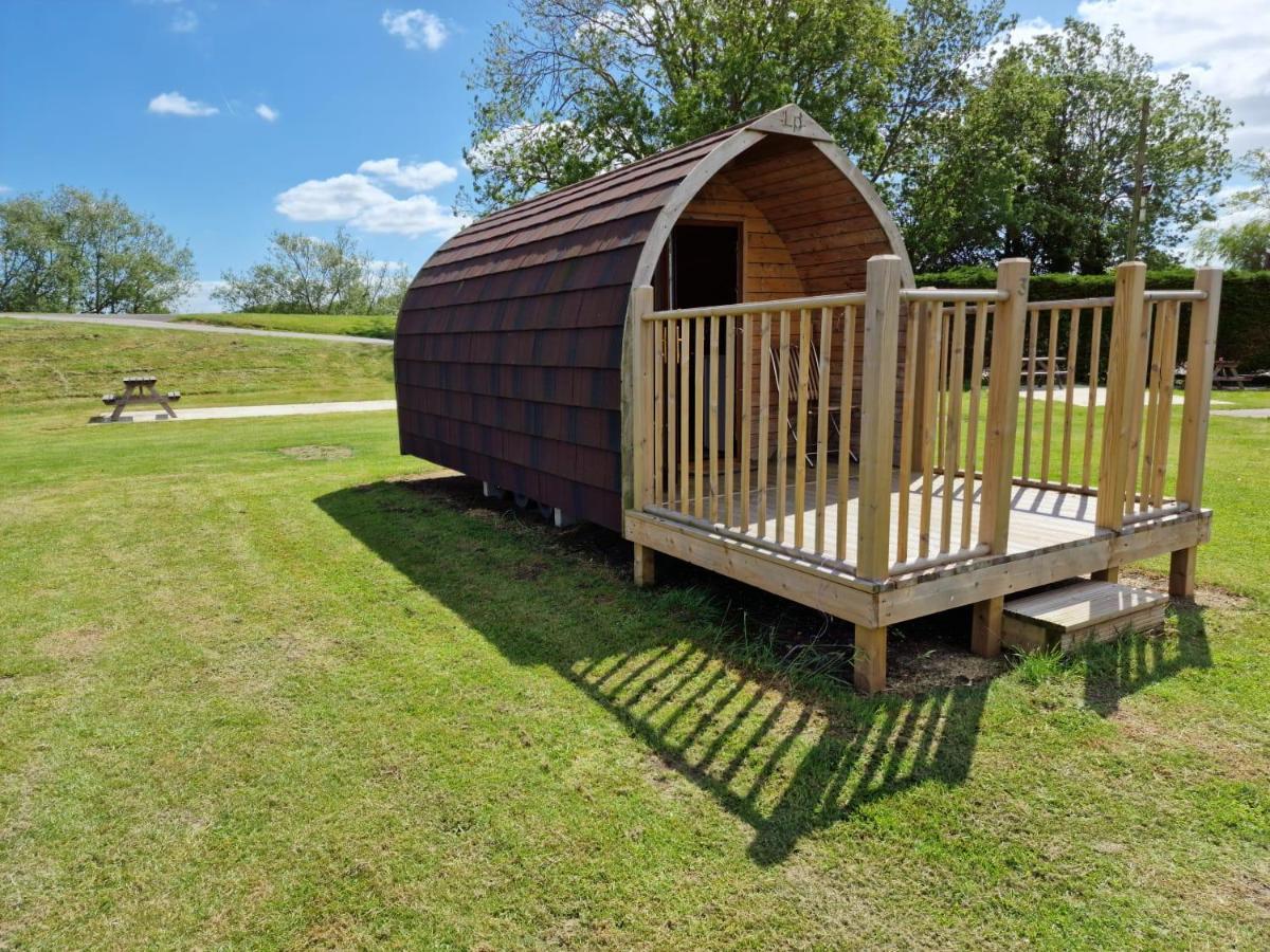 לינקולן Rustic Pods Riverview Holiday Park מראה חיצוני תמונה